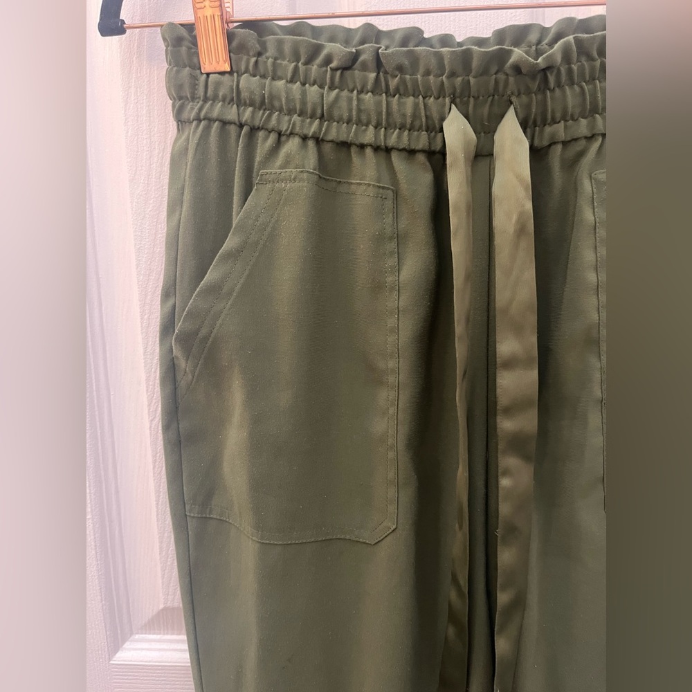 Zara Army Green Drawstring Casual Pants - Picture 3 of 10